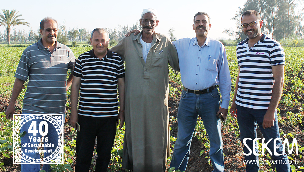 Al-Sddiq with the agricultural engineers of EBDA