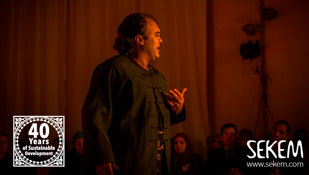 Schauspieler Tamer El Gazzar von der Heliopolis Universität als Macbeth.